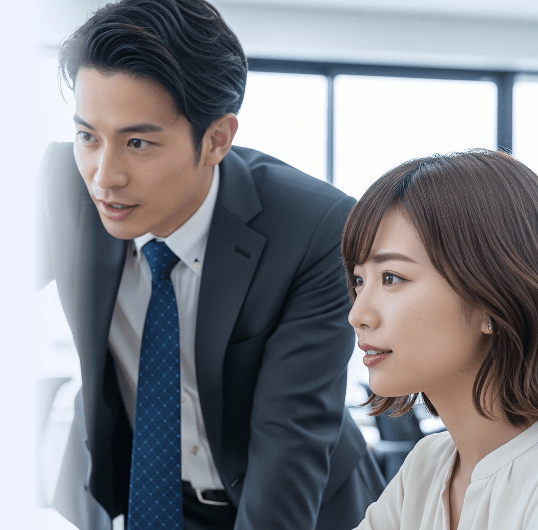 相談するビジネスパーソン